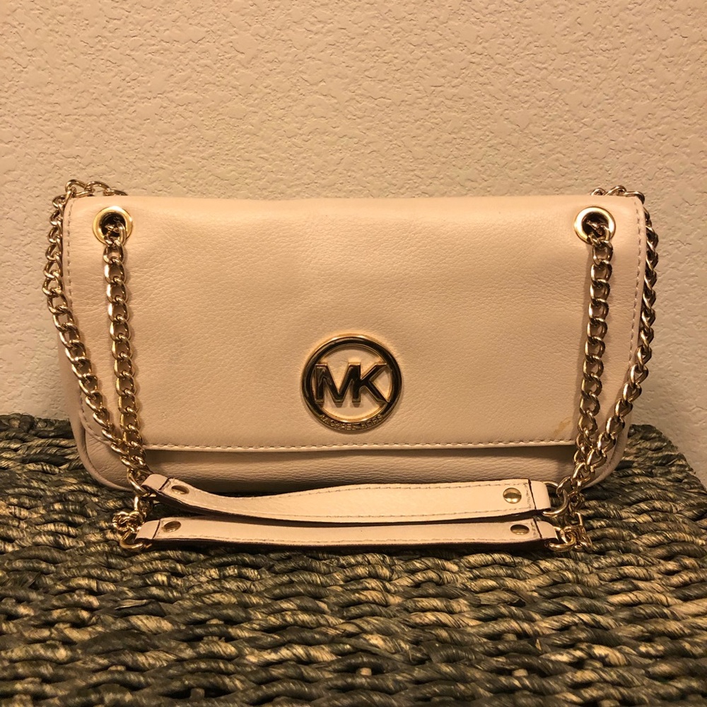 Michael Kors Leather purse - Picture 2 of 3